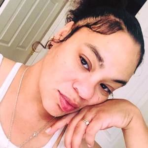 Meet your Posher, Latisha